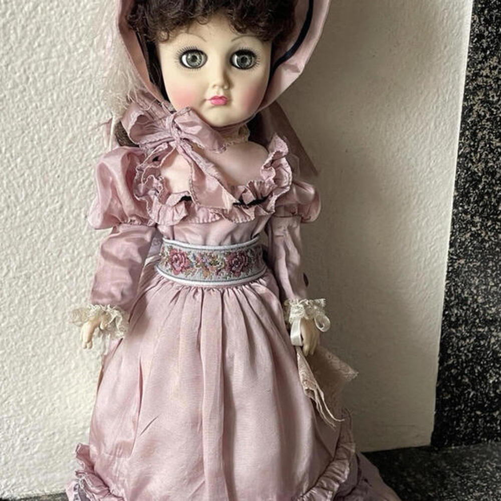 1981 Effanbee Versailles #7852 18" Doll Age of Elegance Victorian Vintage